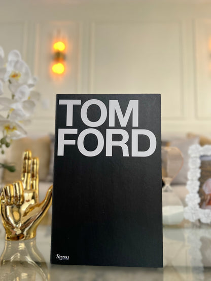 Libro decorativo tipo TOM FORD L06